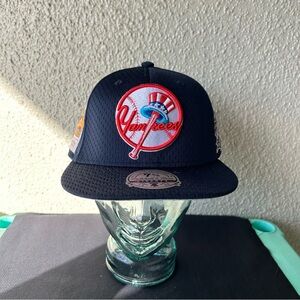 Mitchell & Ness MLB New York Yankees Logo Blue Cooperstown Fitted Hat 7 5/8 New
